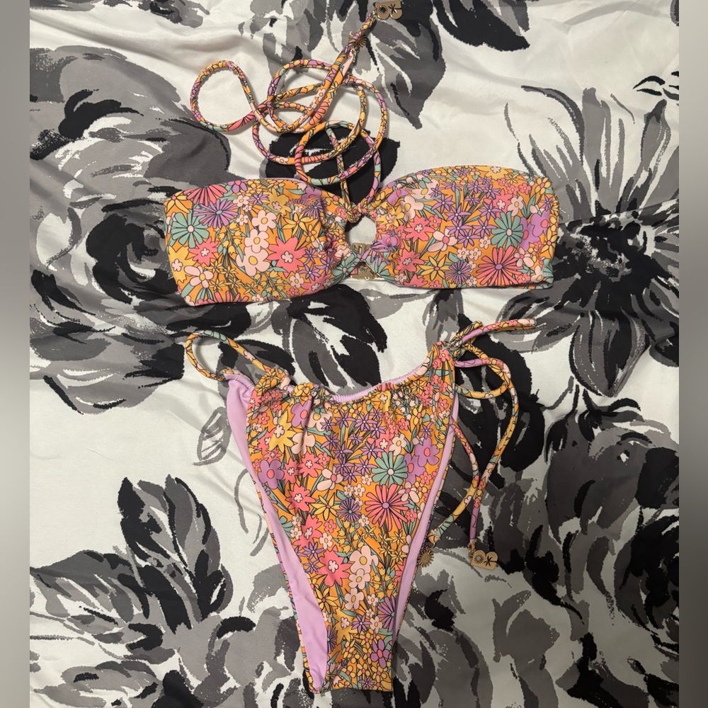 Blackbough penny bikini small wonderland